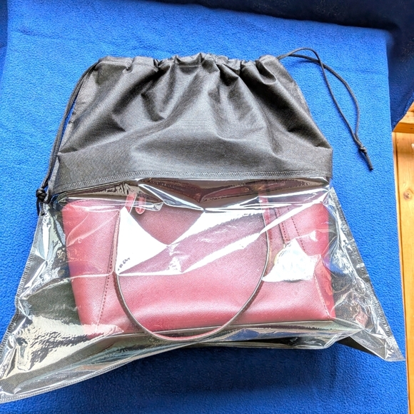 Michael Kors Burgundy Jet Set Tote Bag - Picture 3 of 6